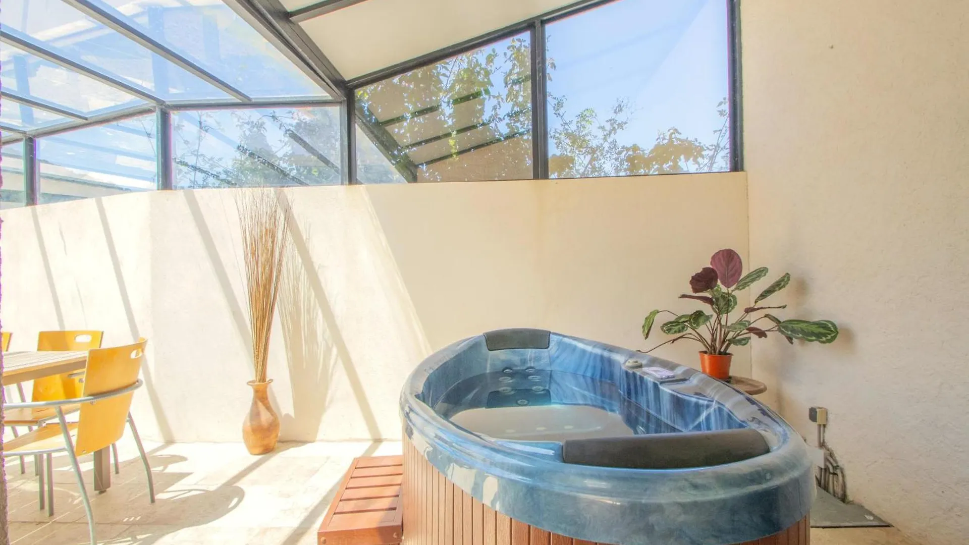 Villa Climatisee Avec Piscine Proche Des Plages La Crau Holiday home
